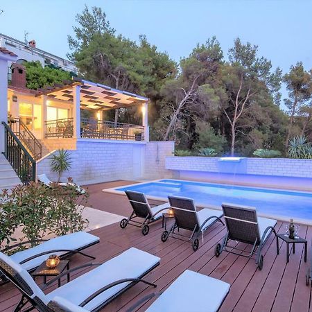 Villa Fani - Apartments In Трогир Экстерьер фото