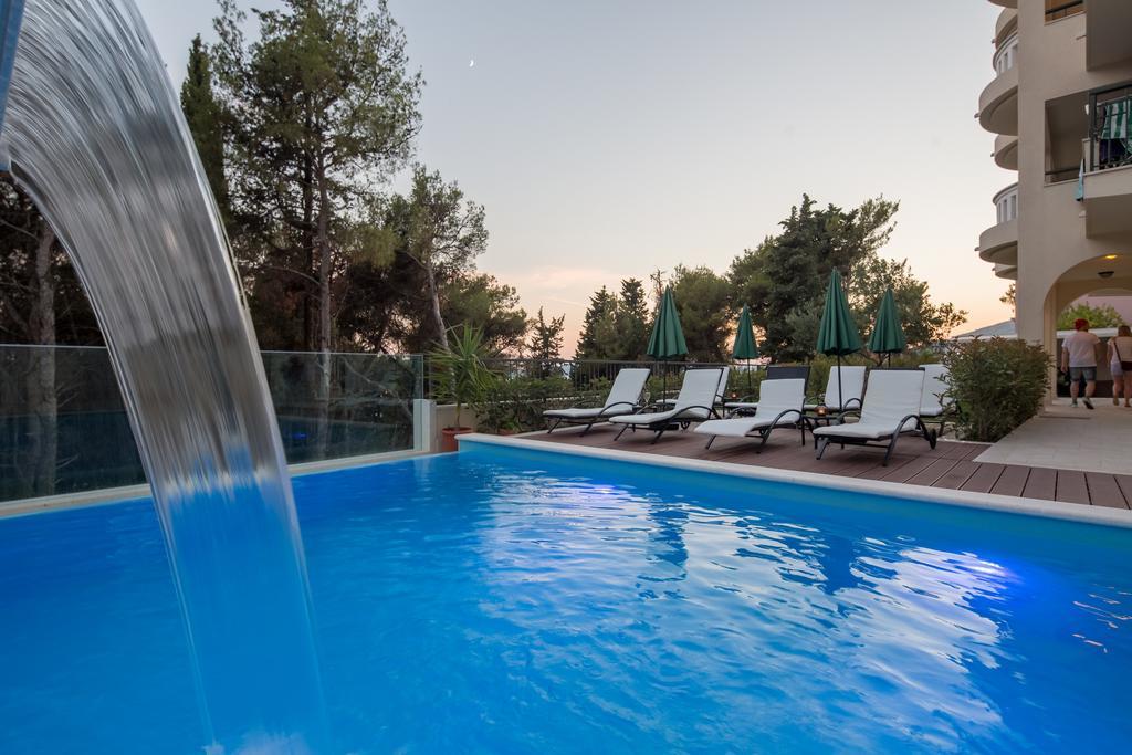 Villa Fani - Apartments In Трогир Экстерьер фото