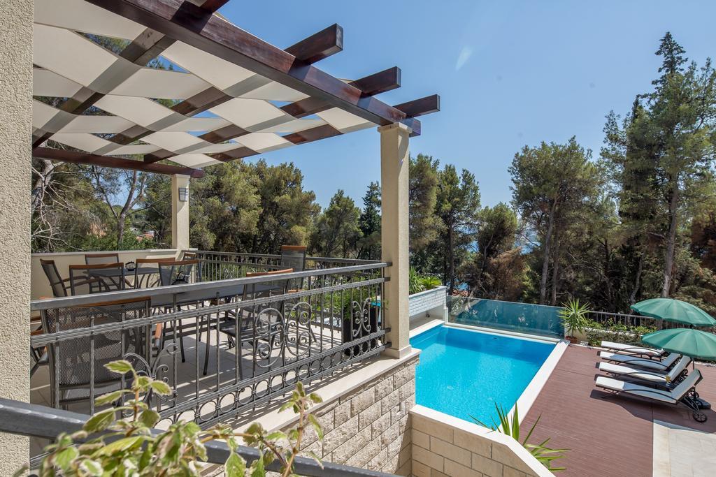 Villa Fani - Apartments In Трогир Экстерьер фото