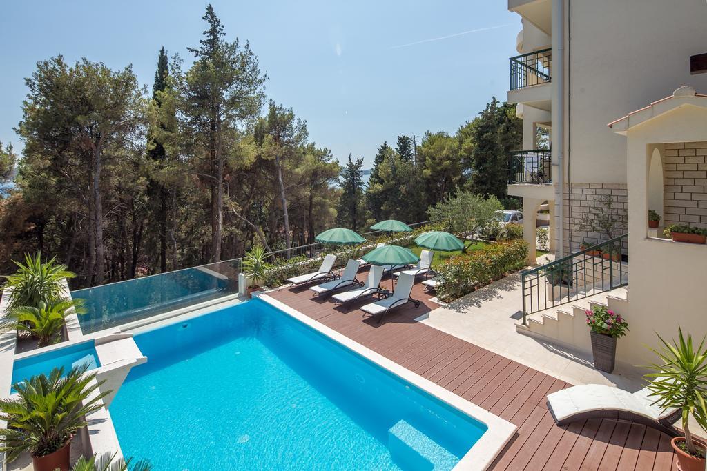 Villa Fani - Apartments In Трогир Экстерьер фото