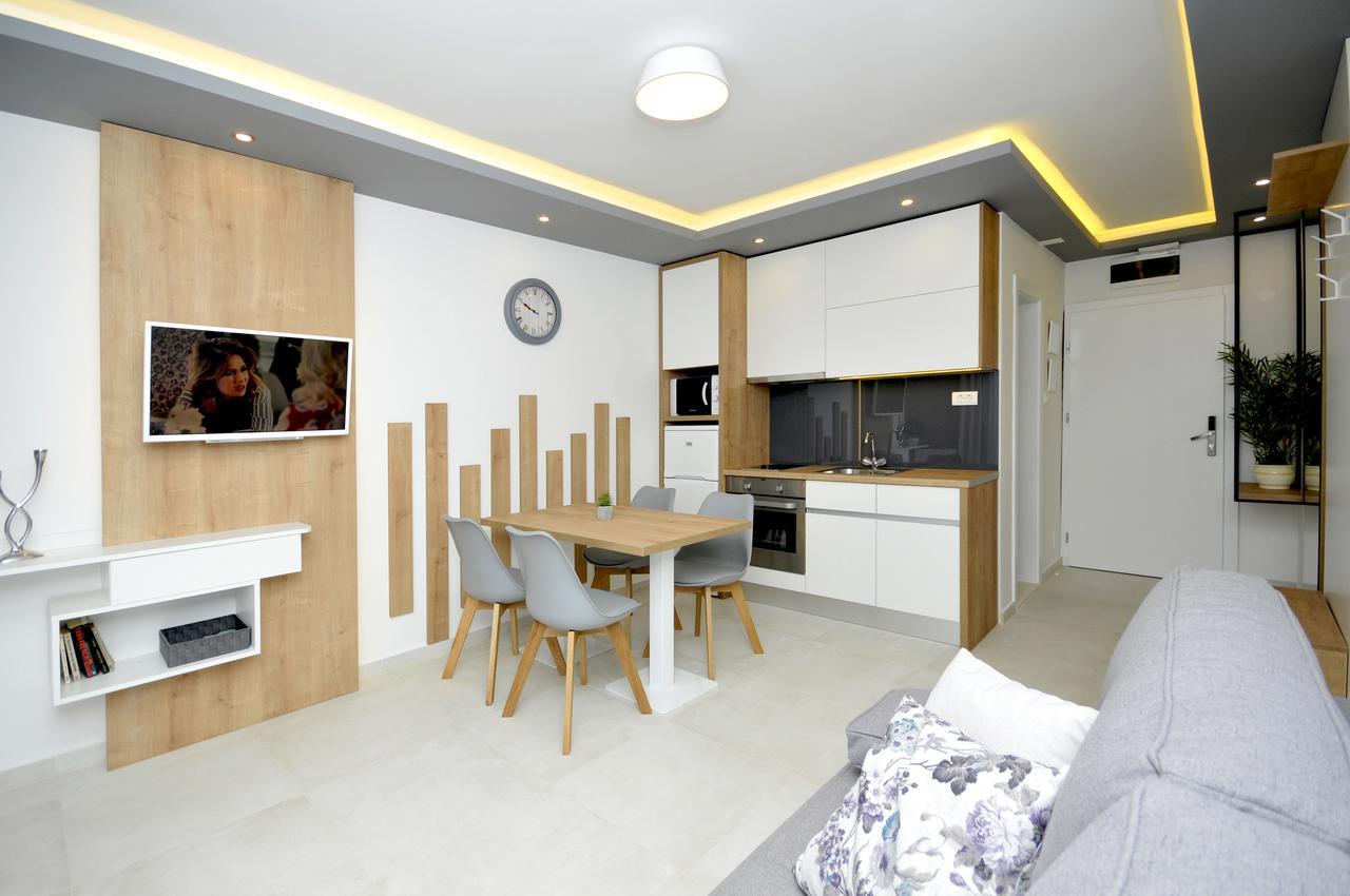 Villa Fani - Apartments In Трогир Экстерьер фото