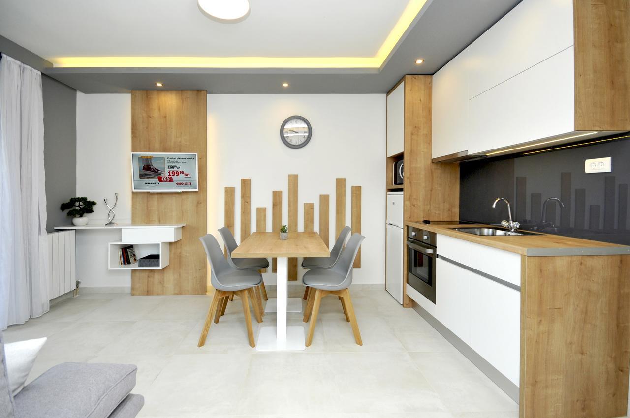 Villa Fani - Apartments In Трогир Экстерьер фото