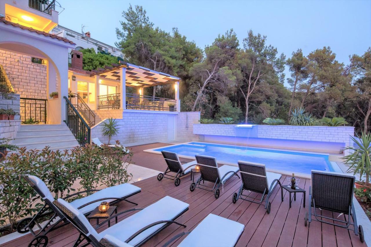 Villa Fani - Apartments In Трогир Экстерьер фото
