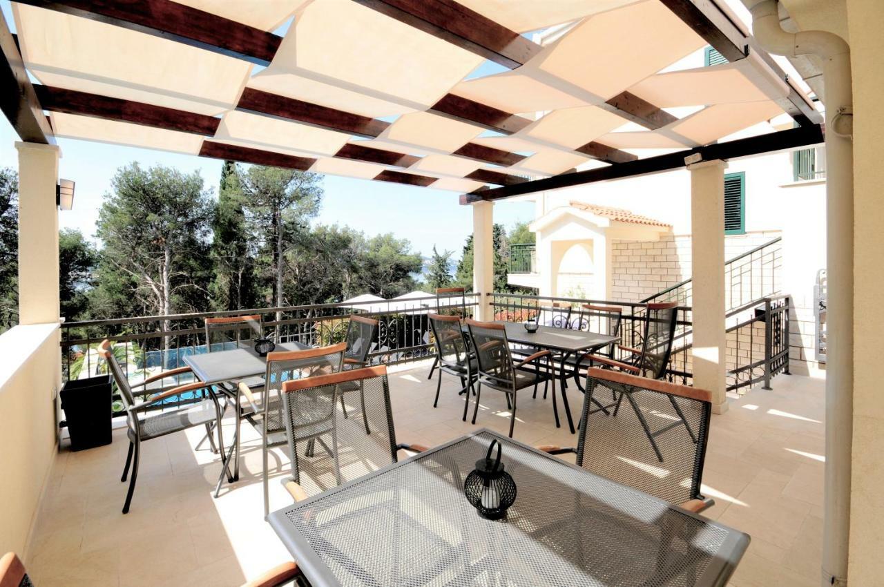 Villa Fani - Apartments In Трогир Экстерьер фото